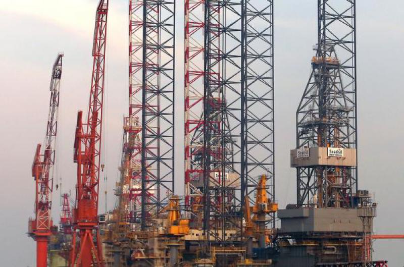 鑒于油價(jià)波動(dòng)，西班牙能源公司雷普索爾采取保守的態(tài)度