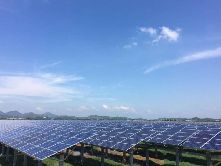 Intersolar 2018：Hanwha Q CELLS和Solare Datensysteme能源存儲解決方案團(tuán)隊