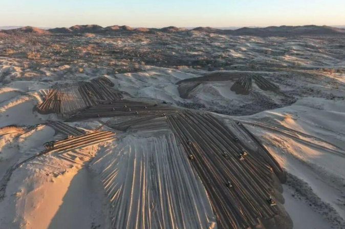 中國內(nèi)蒙古50萬千瓦光伏項目進入全面建設(shè)階段